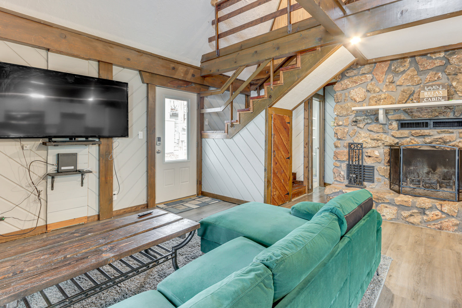 Grove Vacation Rental