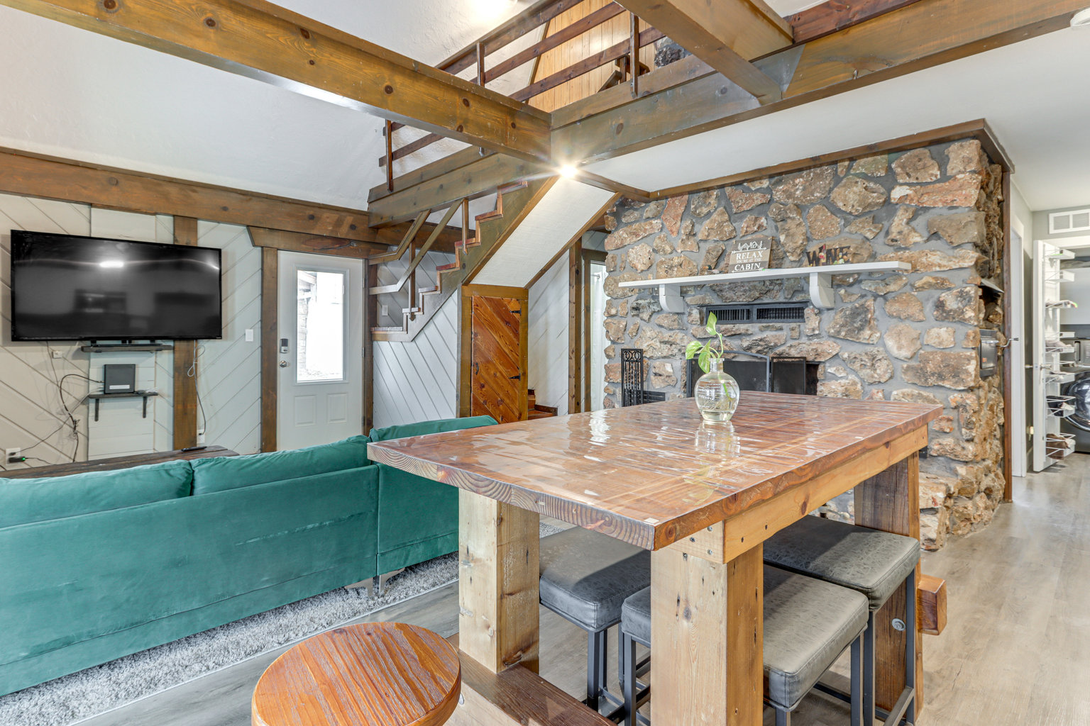 Grove Vacation Rental