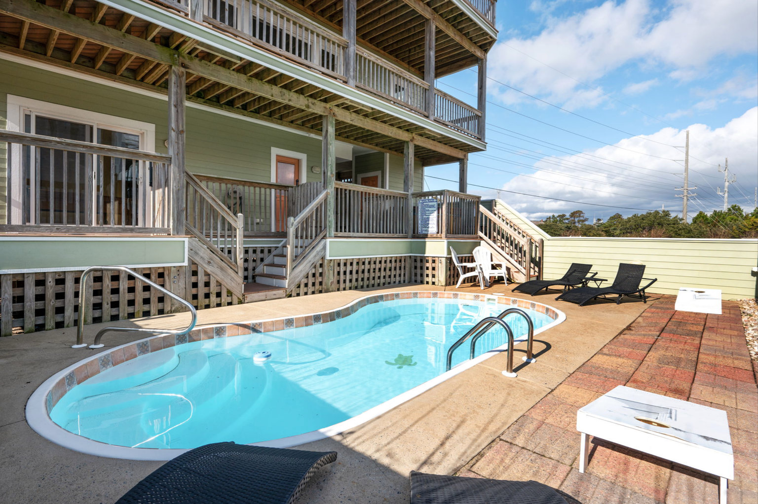 Waves Vacation Rental