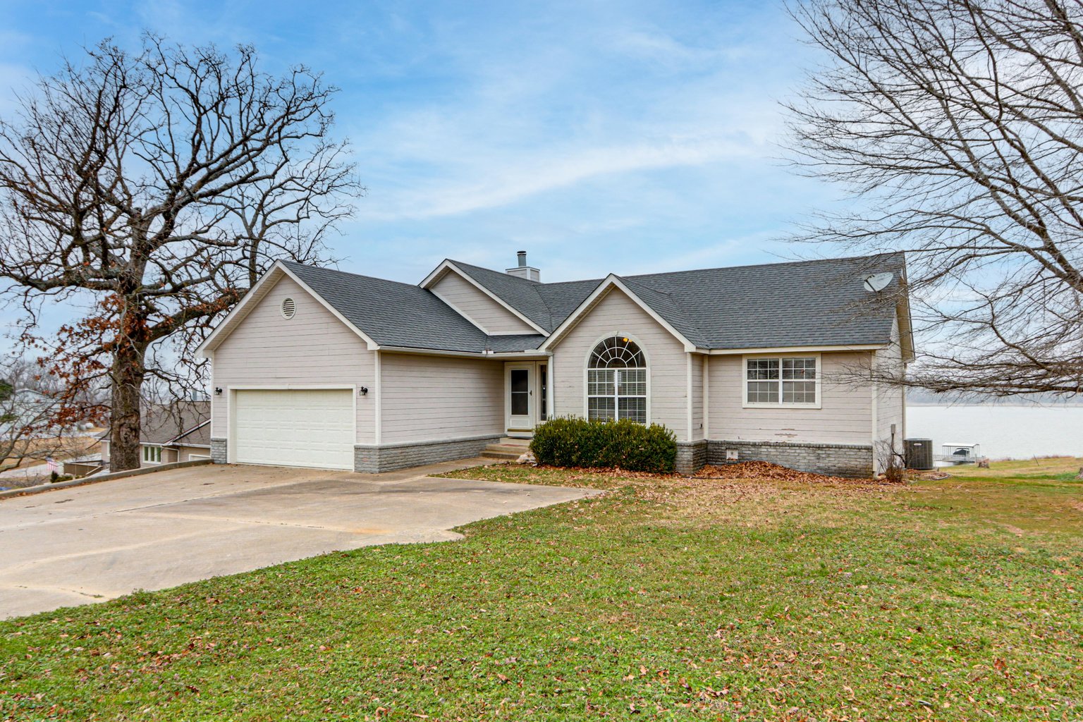 Grove Vacation Rental
