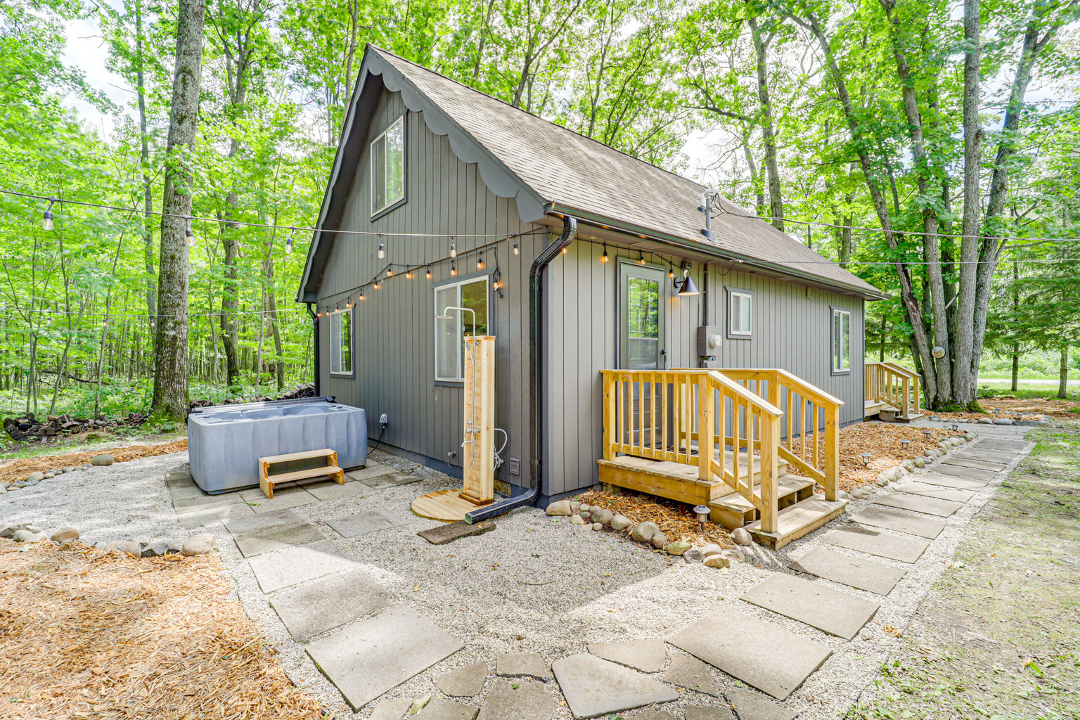 Roscommon Vacation Rental
