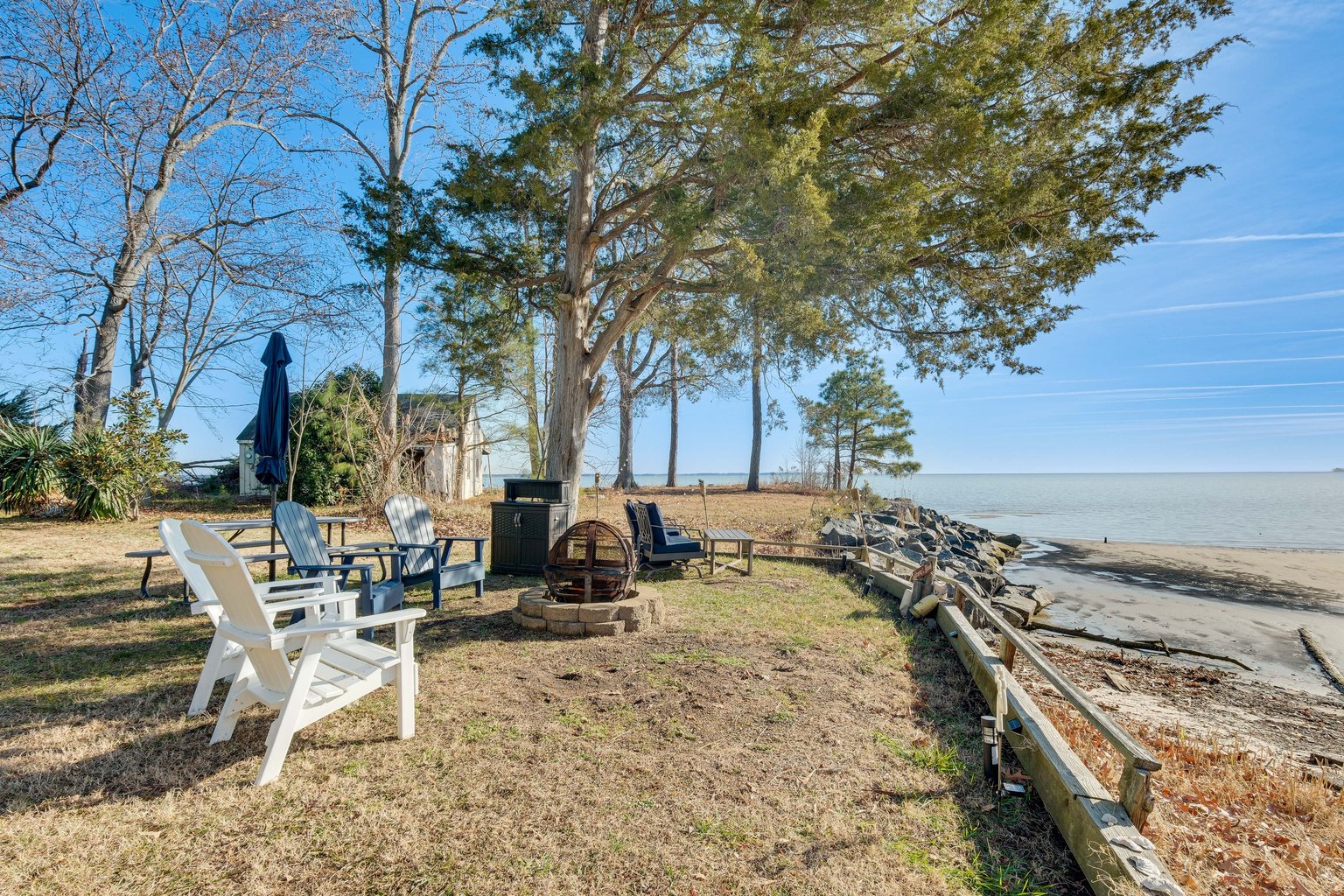 Hague Vacation Rental