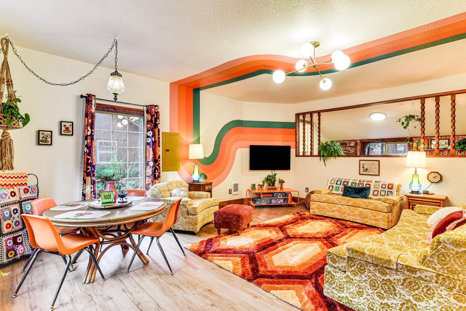 Rhododendron Vacation Rental