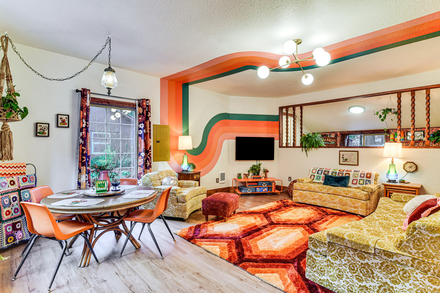 Rhododendron Vacation Rental