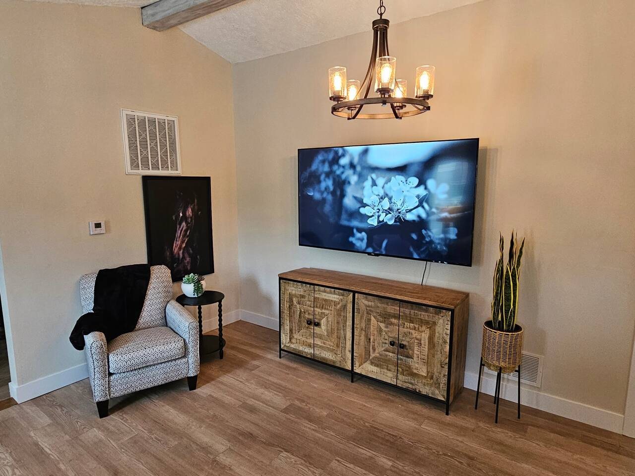 Hamilton Vacation Rental