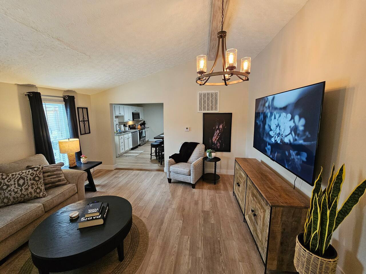 Hamilton Vacation Rental