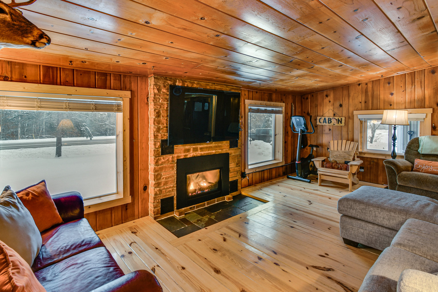 Roscommon Vacation Rental