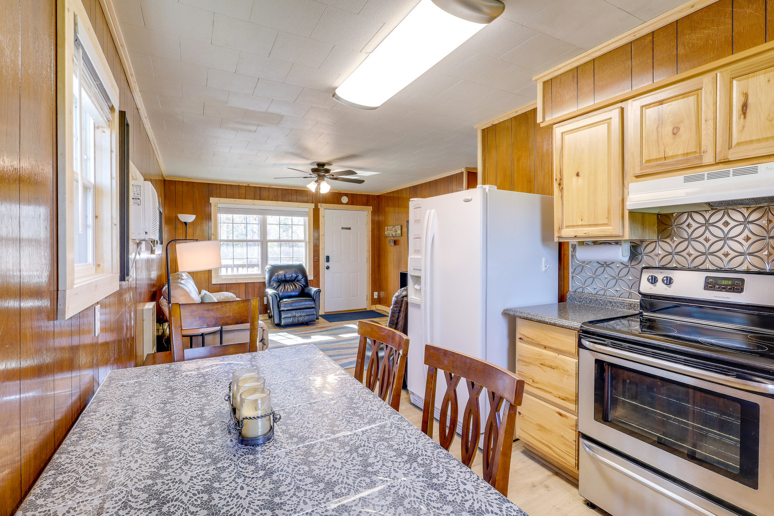 Greers Ferry Vacation Rental