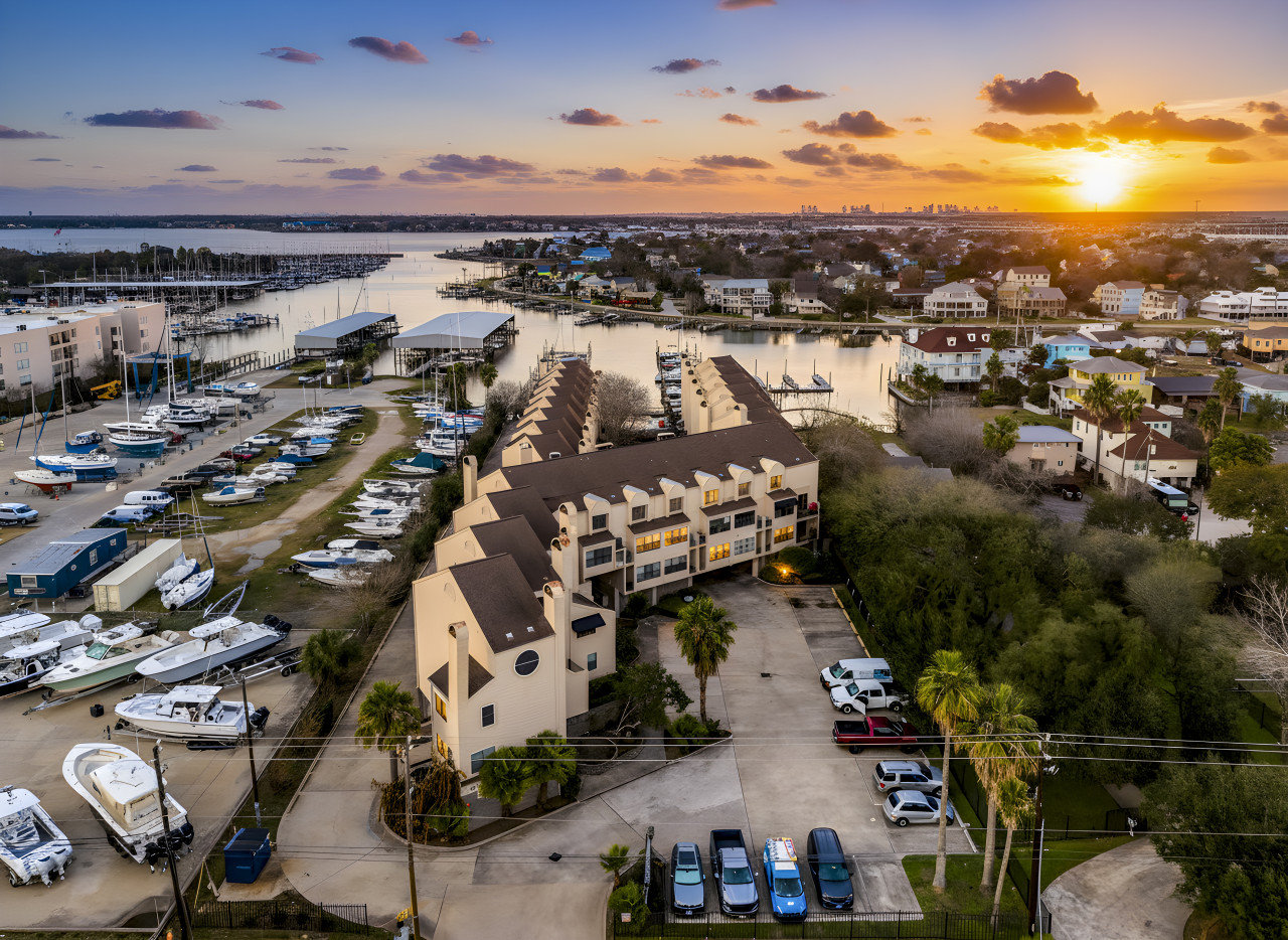 Kemah Vacation Rental
