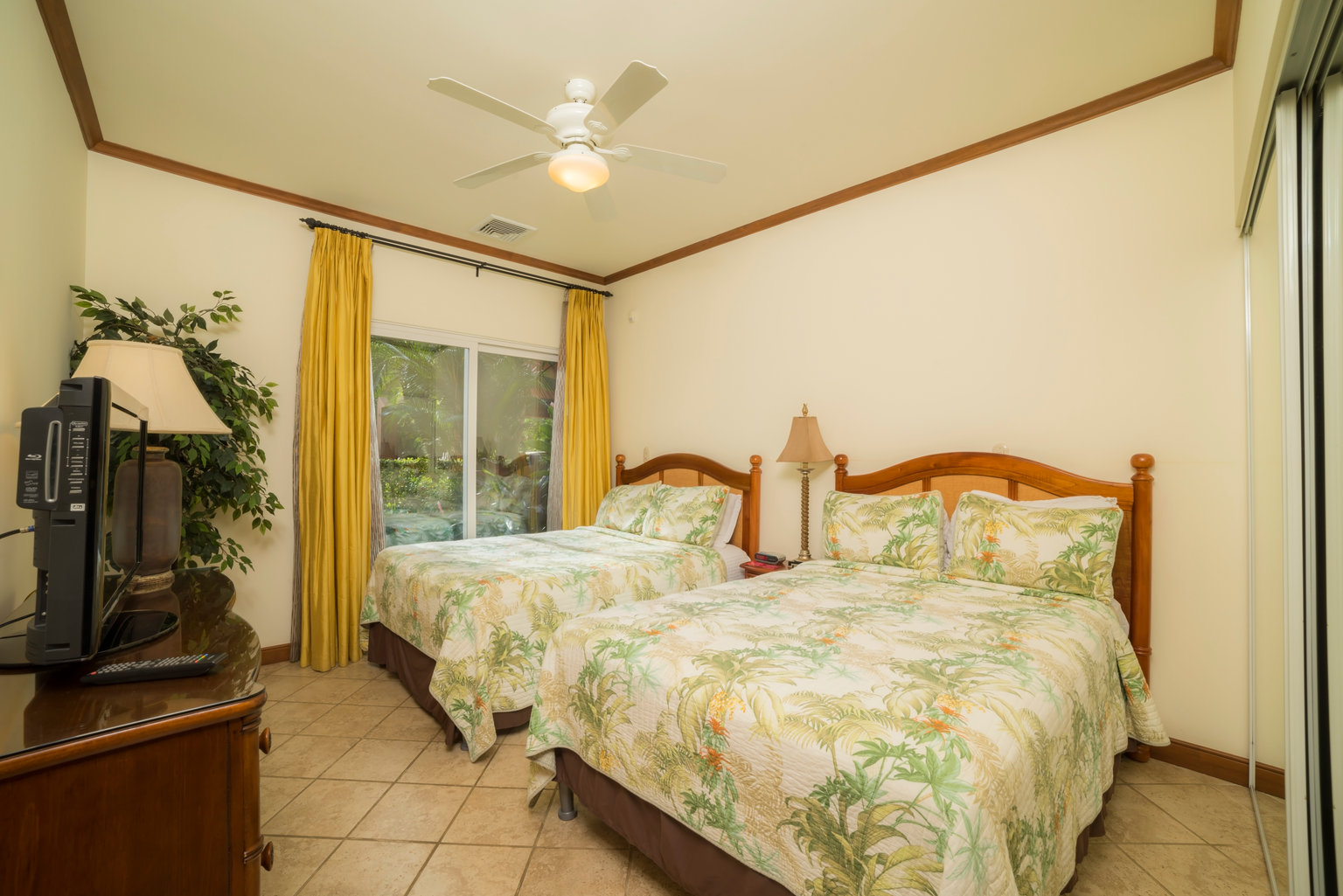 Playa Herradura Vacation Rental