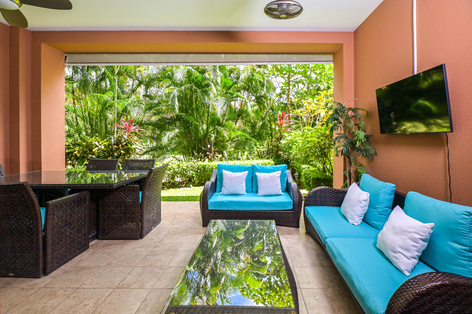 Playa Herradura Vacation Rental