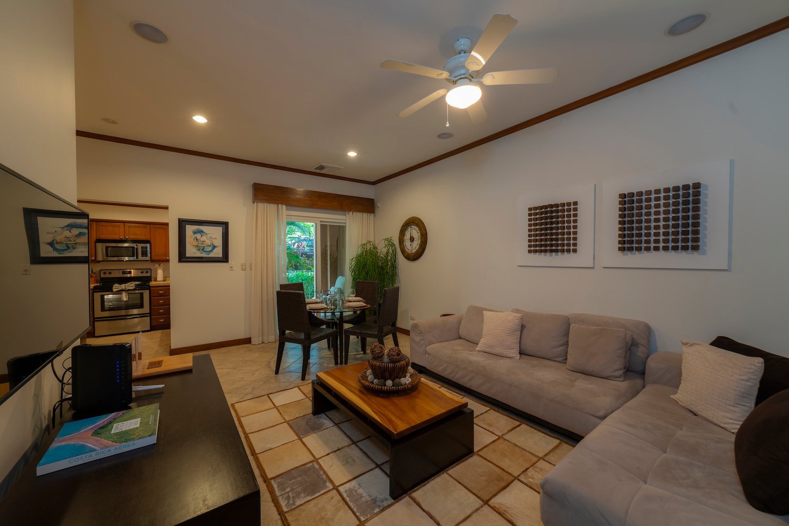 Playa Herradura Vacation Rental