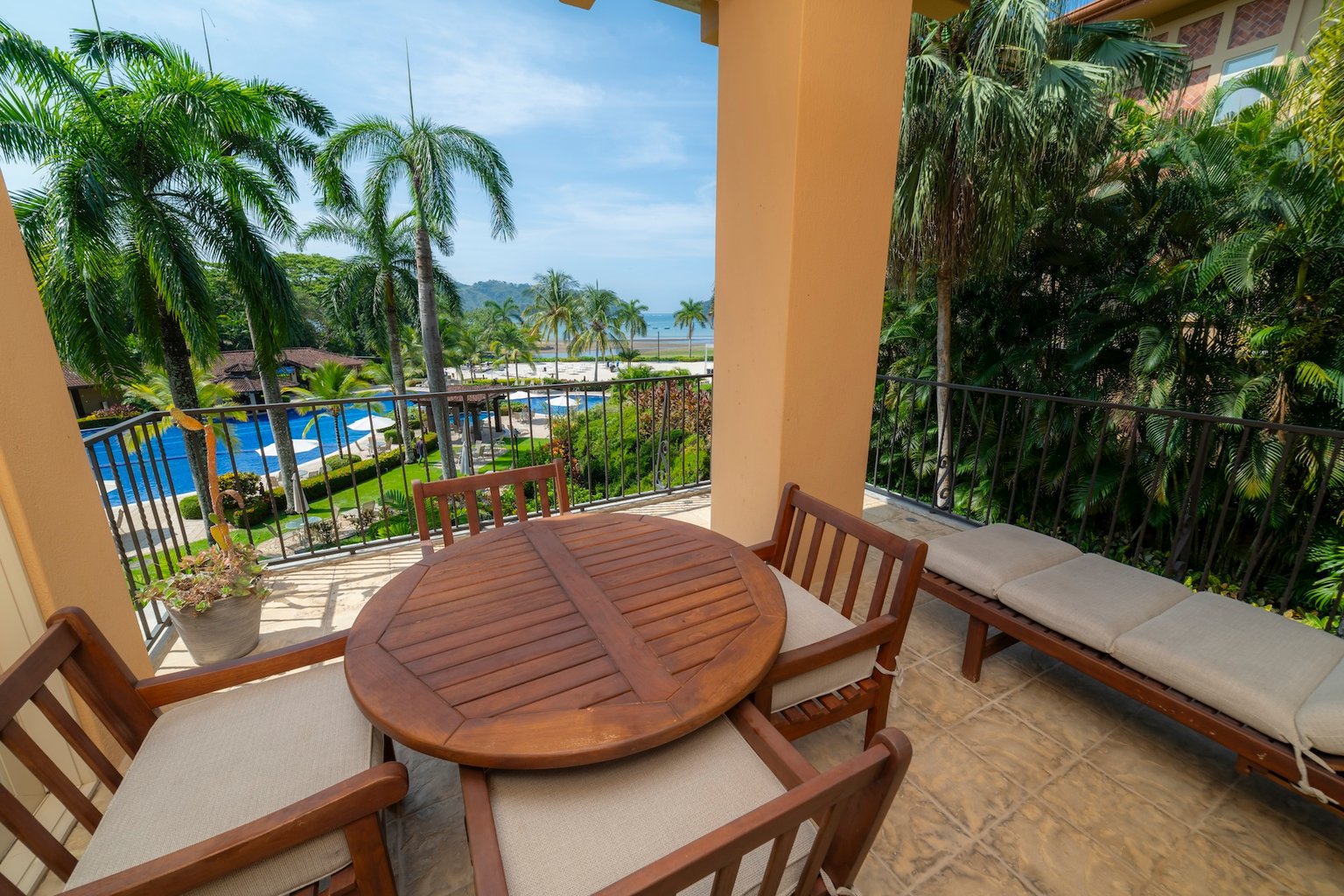 Playa Herradura Vacation Rental