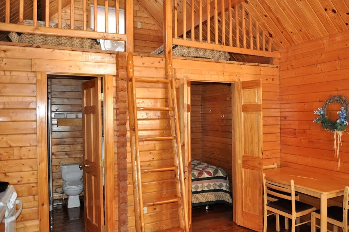 Buchanan Dam Vacation Rental