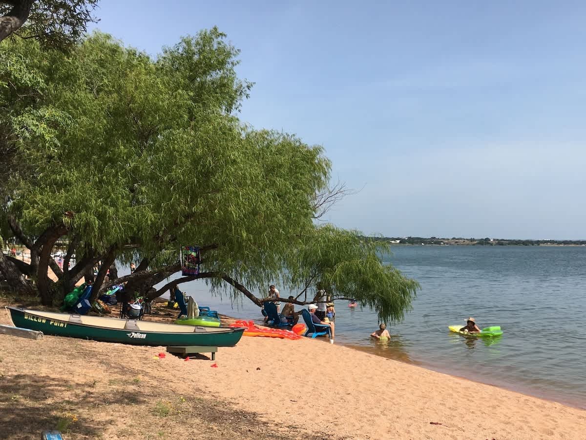 Buchanan Dam Vacation Rental