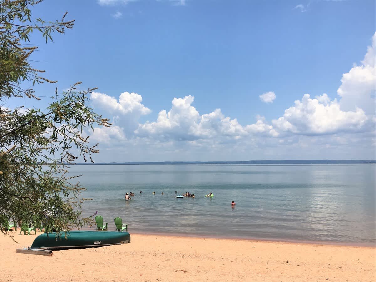 Buchanan Dam Vacation Rental