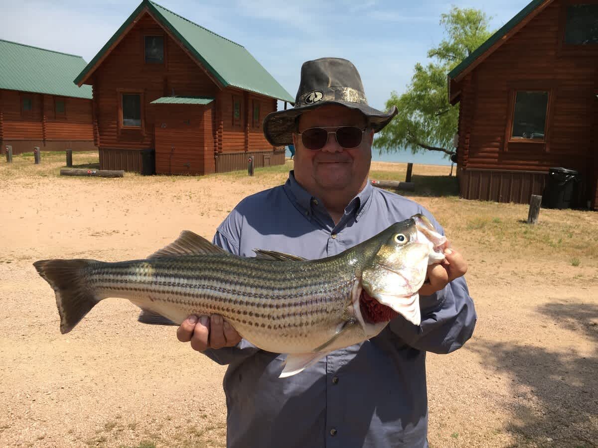 Buchanan Dam Vacation Rental