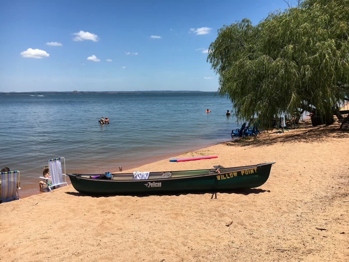 Buchanan Dam Vacation Rental