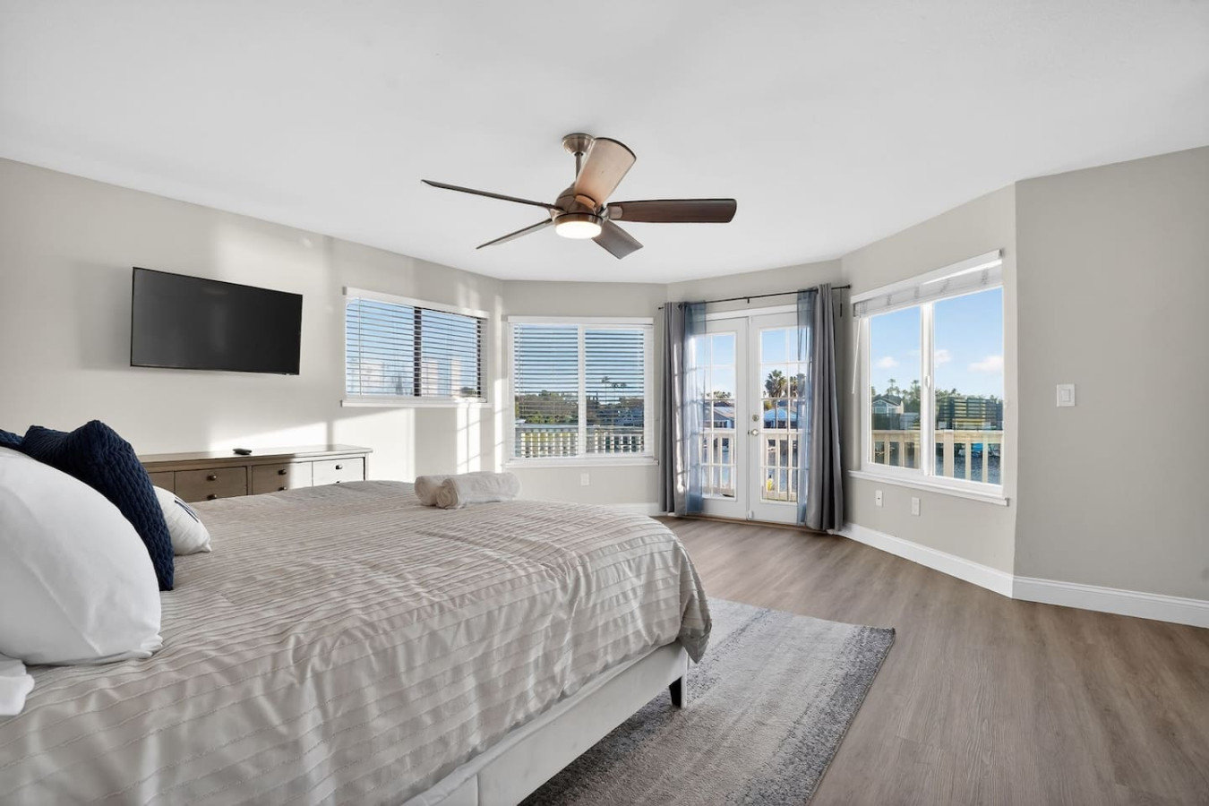 Discovery Bay Vacation Rental