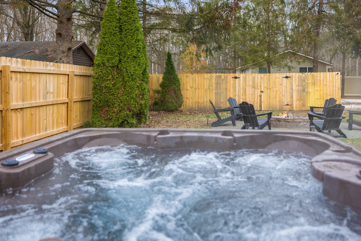 Harbert Vacation Rental