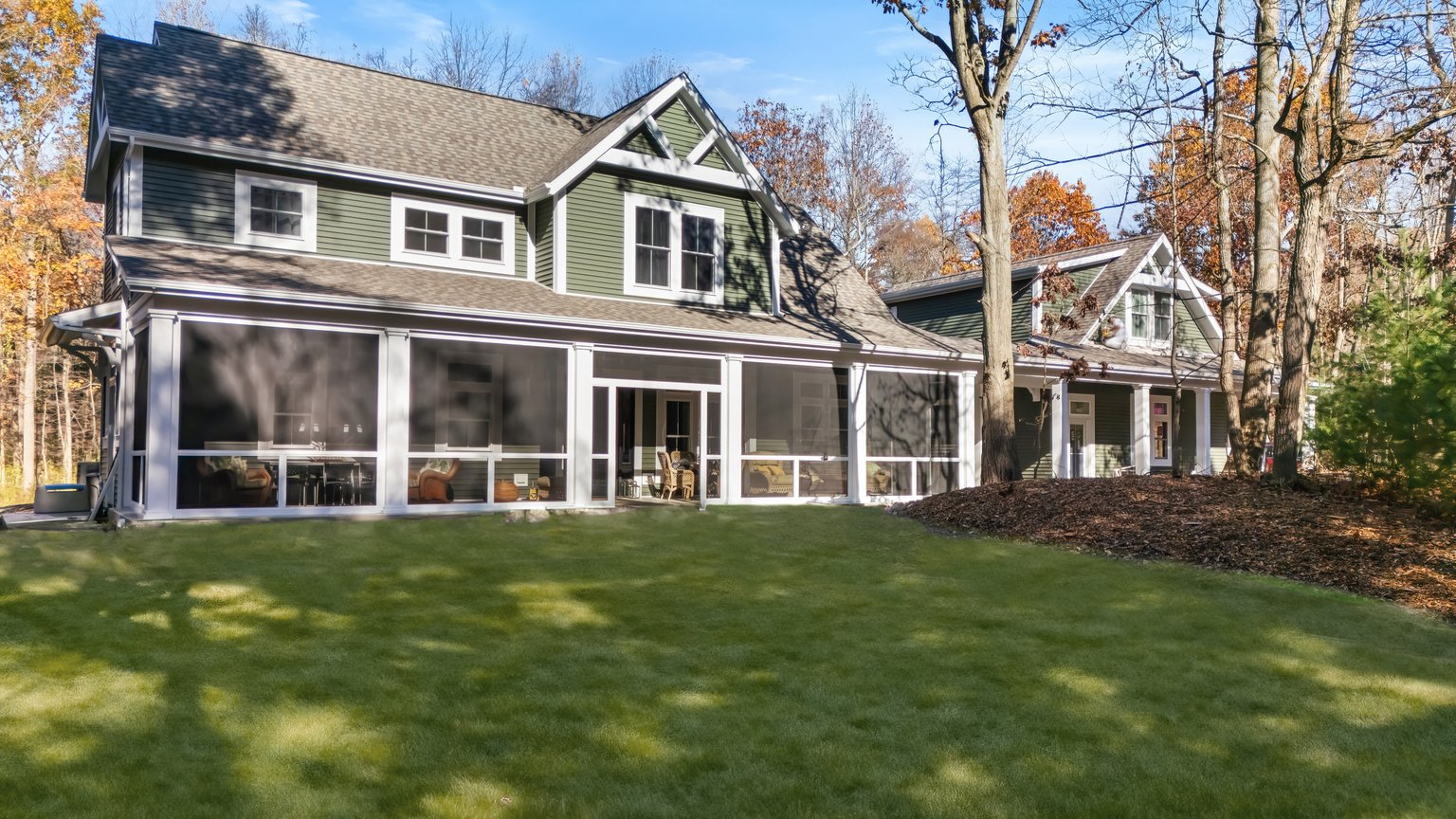 Harbert Vacation Rental