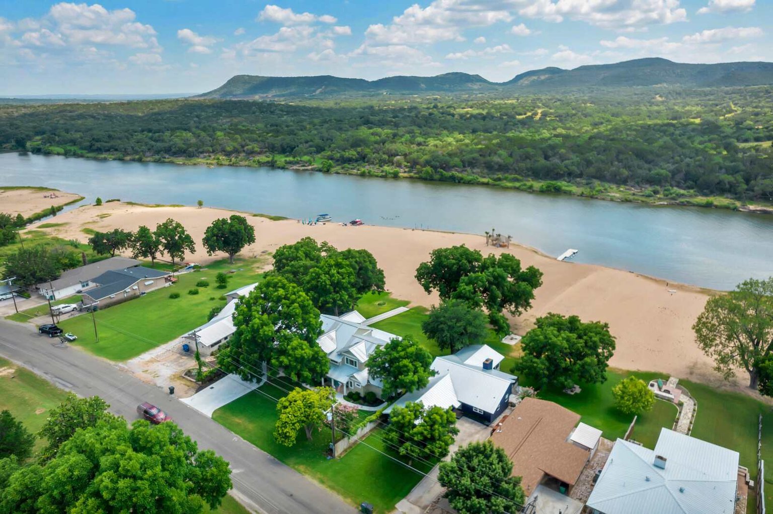 Kingsland Vacation Rental