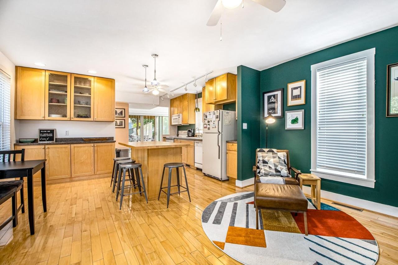 Three Oaks Vacation Rental