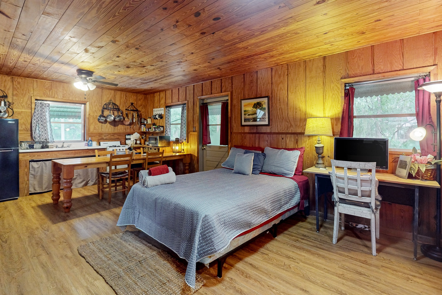 Morriston Vacation Rental