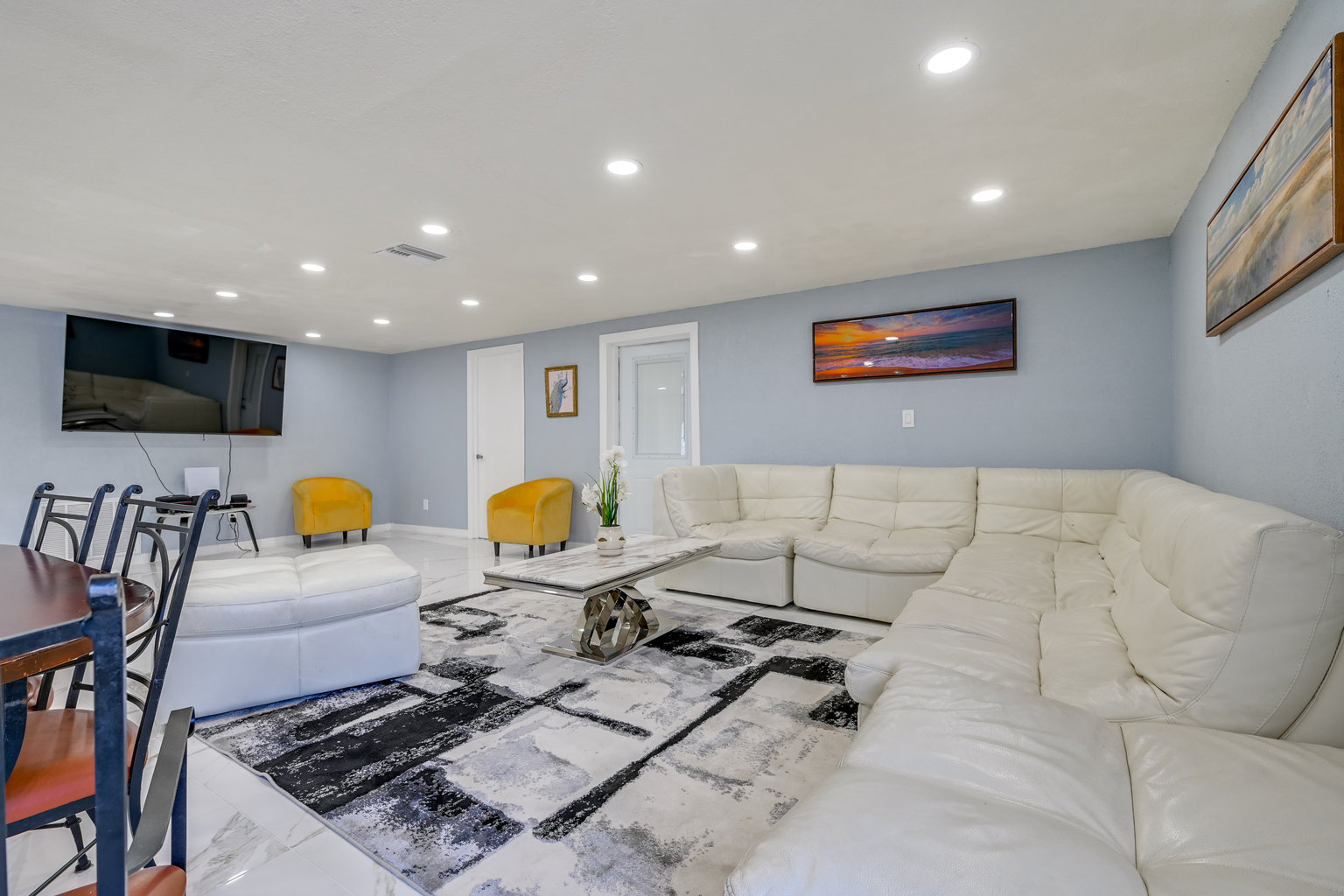 Holiday Vacation Rental