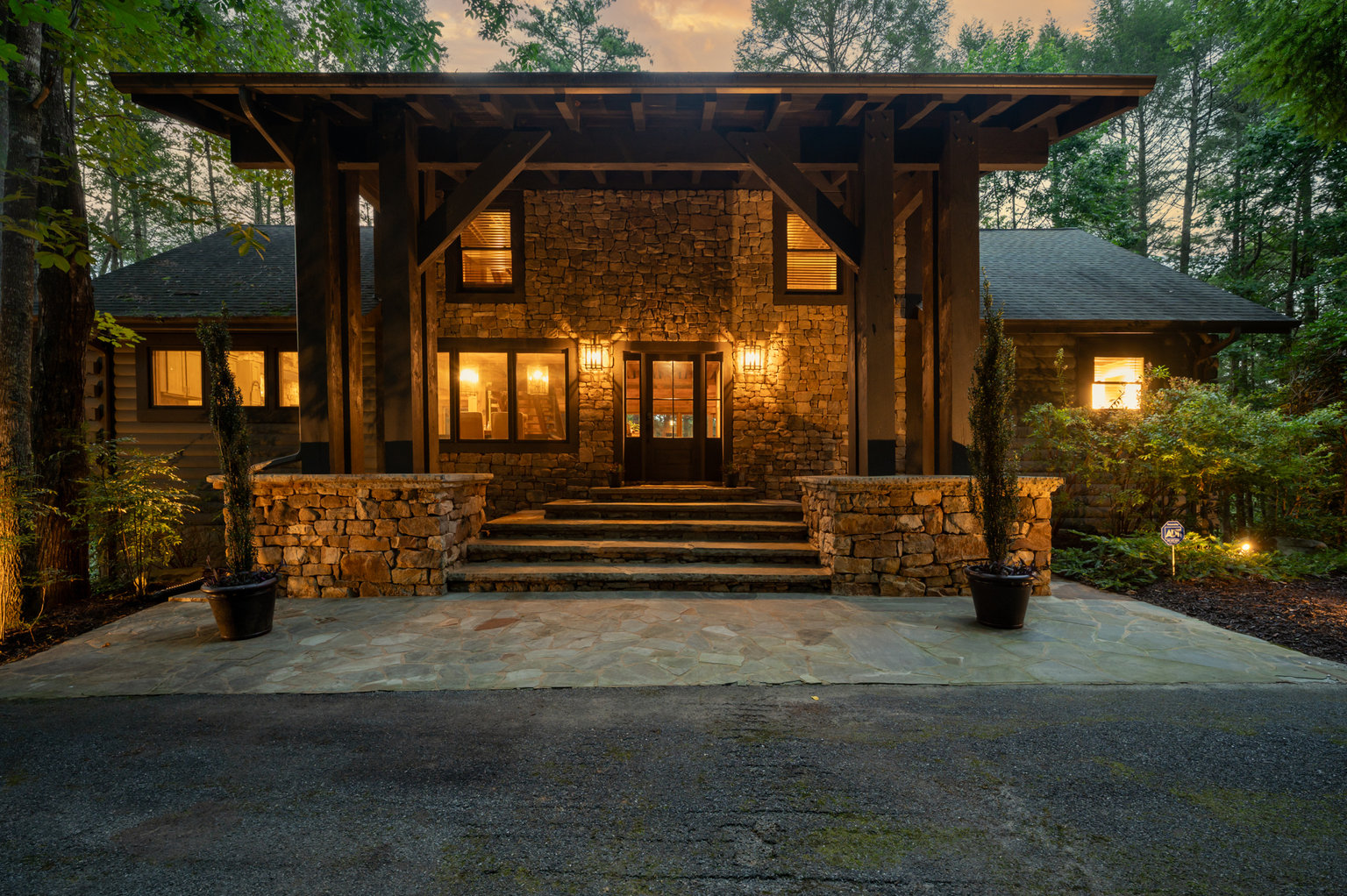 Cherry Log Vacation Rental