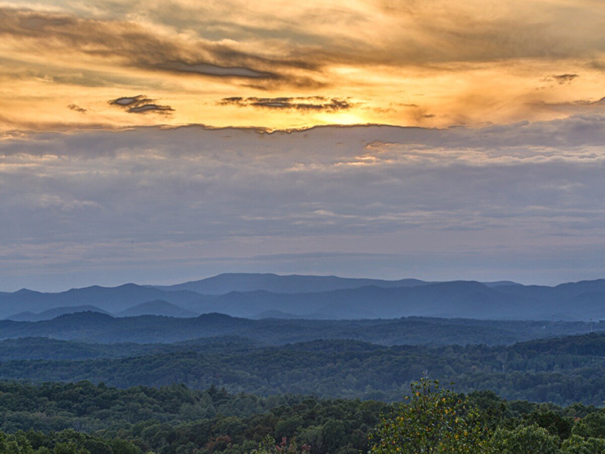 Mineral Bluff Vacation Rental