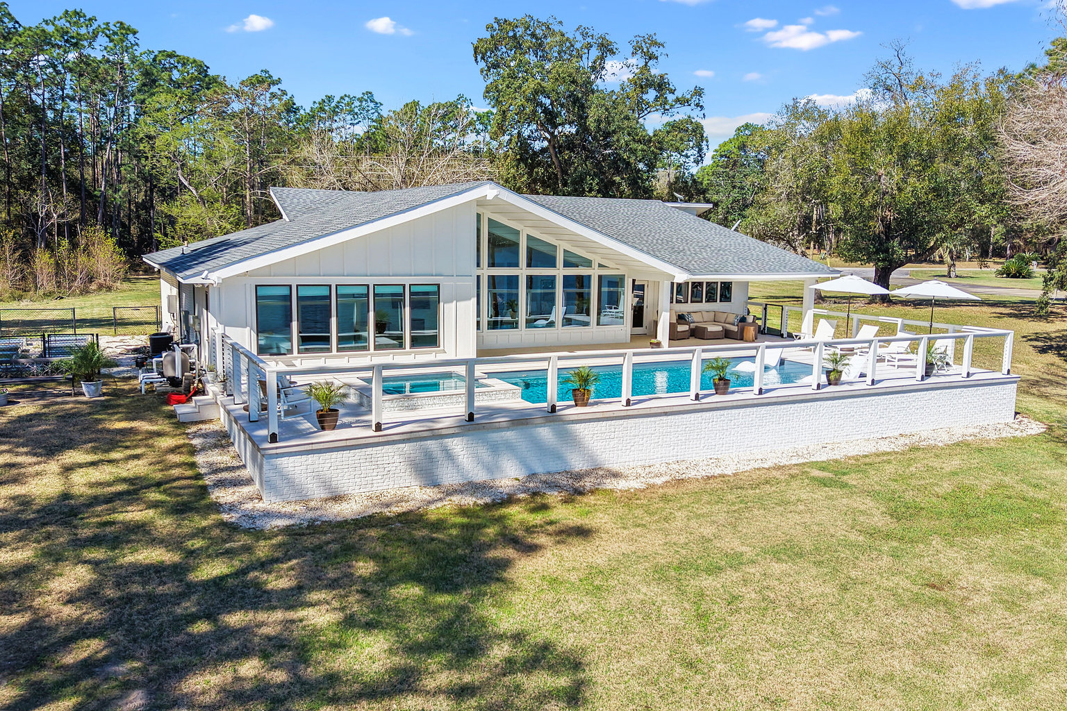 Elberta Vacation Rental