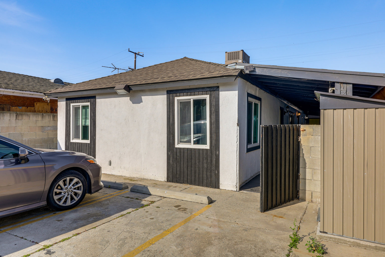 Compton Vacation Rental