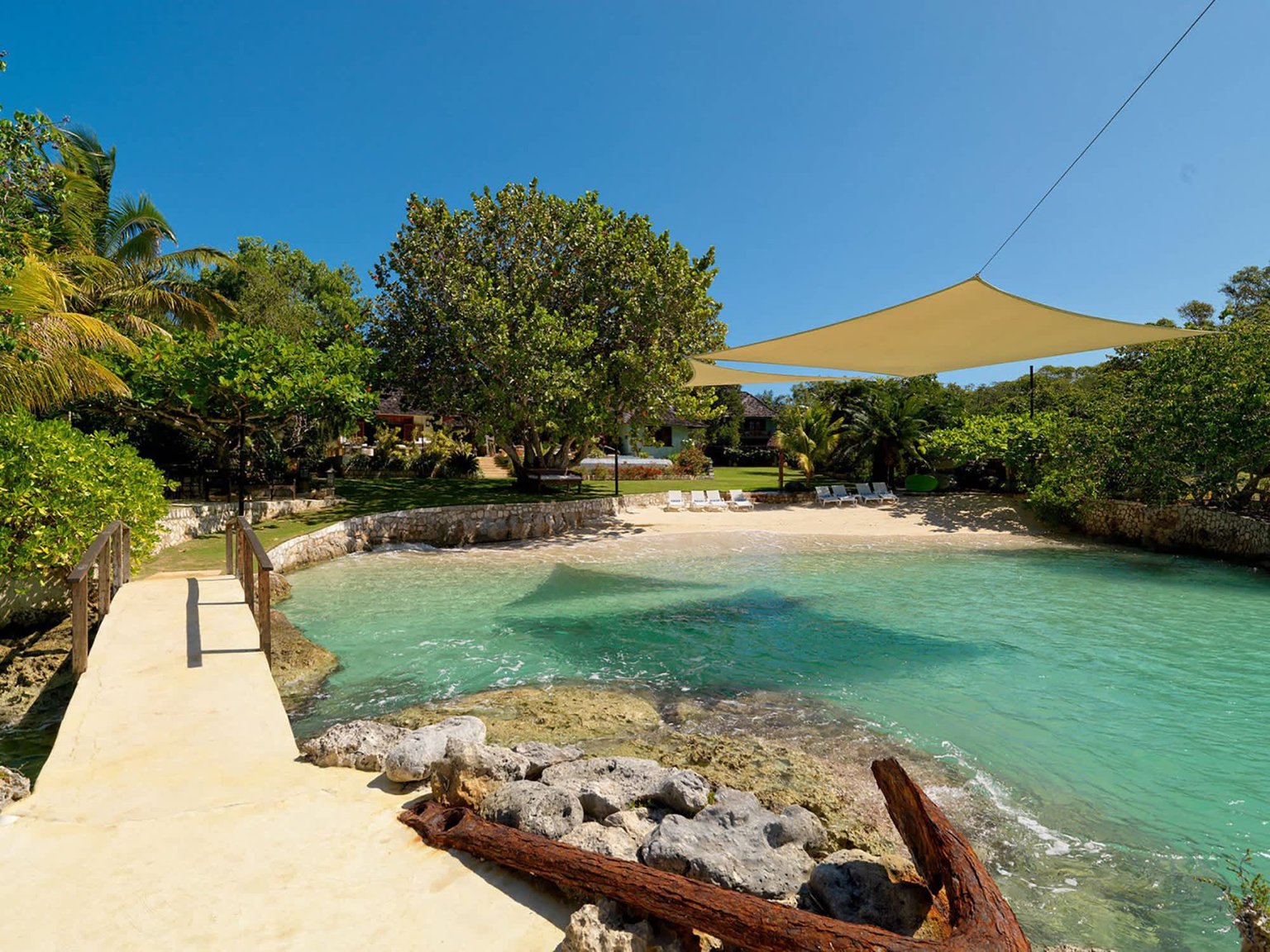 Discovery Bay Vacation Rental