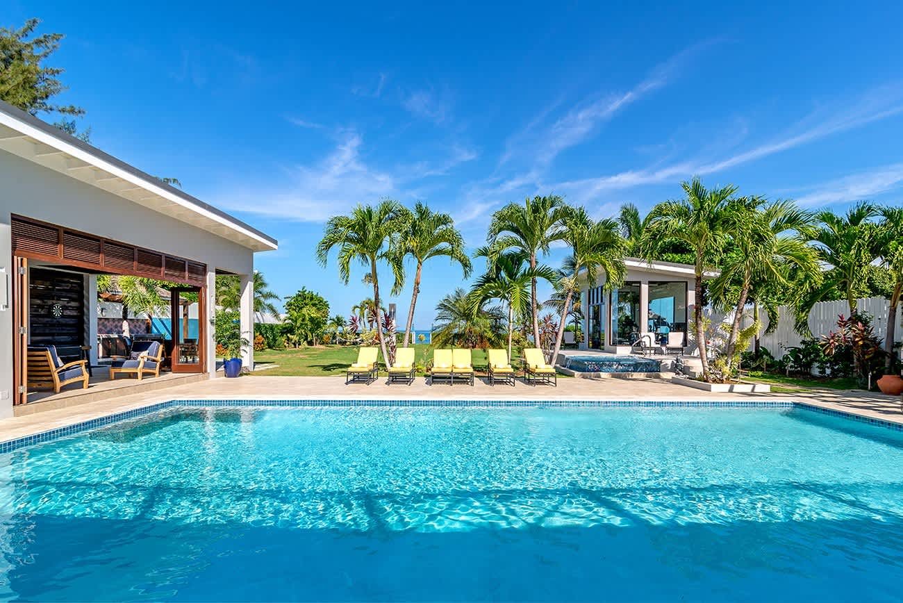 Runaway Bay Vacation Rental