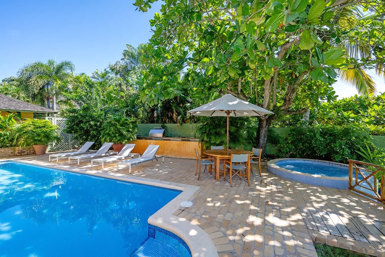 Discovery Bay Vacation Rental