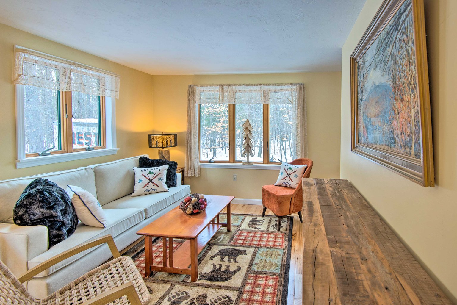 HALES LCTN Vacation Rental