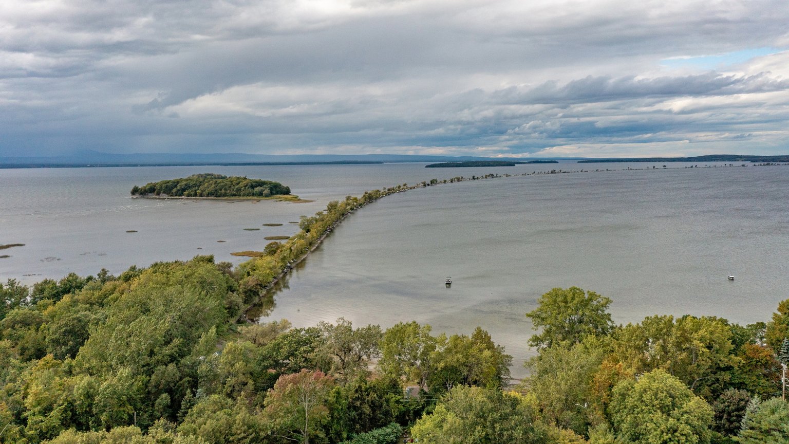 Colchester Vacation Rental