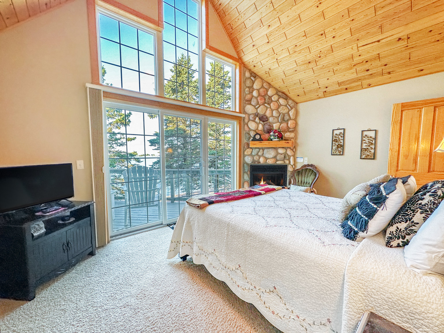 Grand Marais Vacation Rental