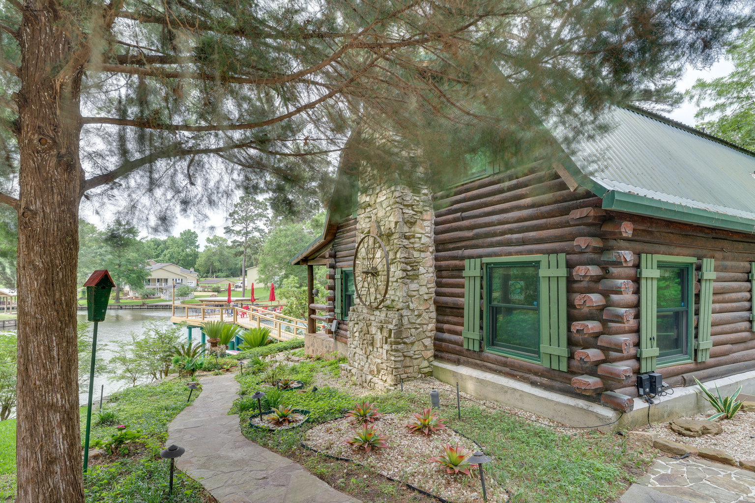 Onalaska Vacation Rental