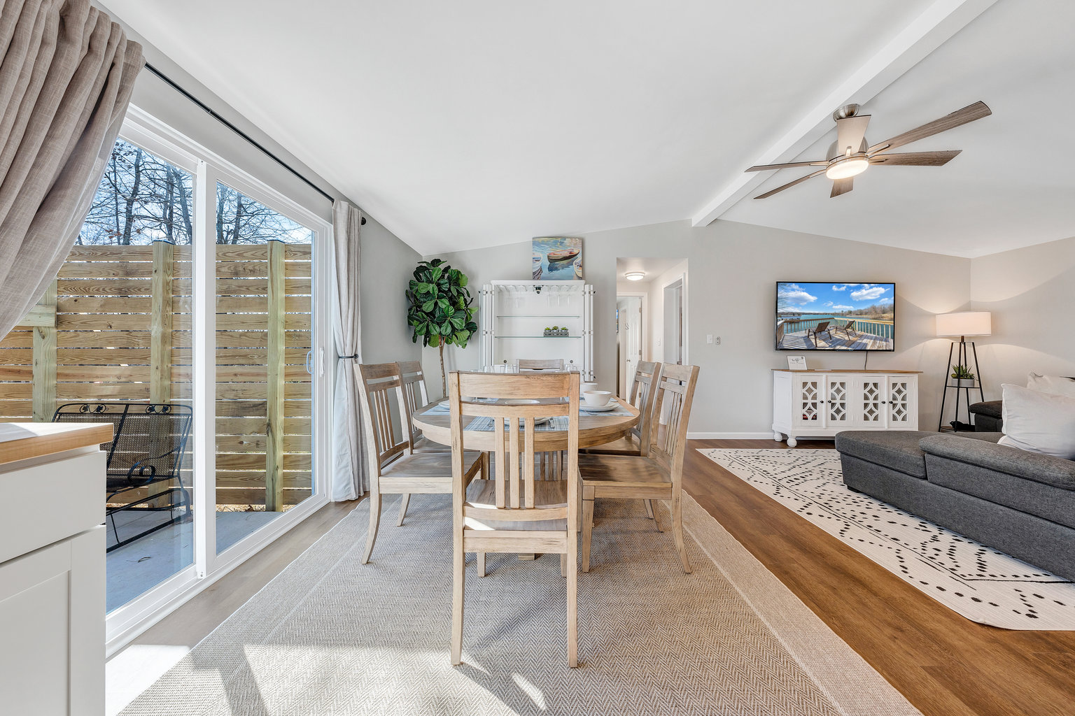 Huddleston Vacation Rental