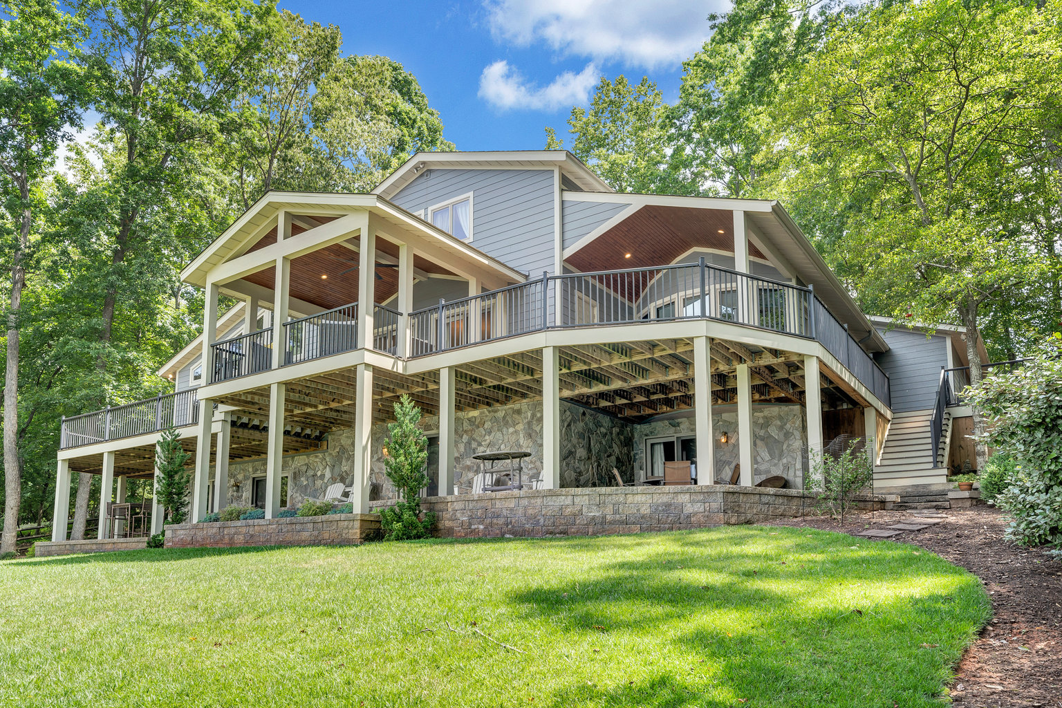 Moneta Vacation Rental