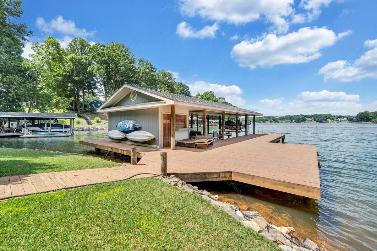 Moneta Vacation Rental