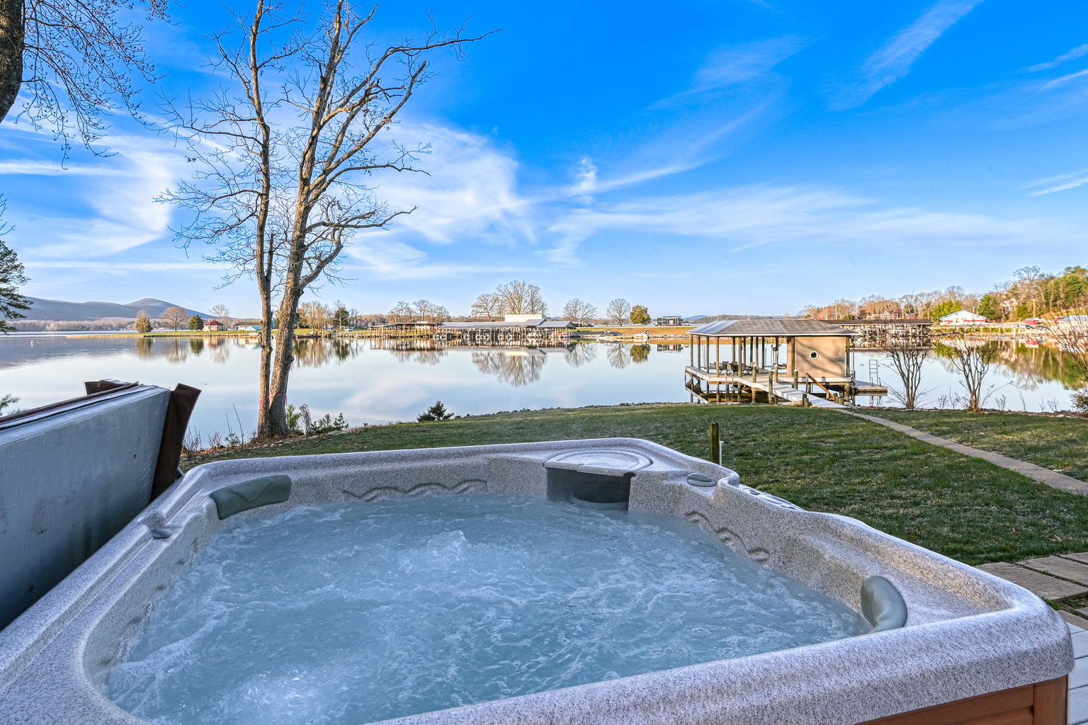 Huddleston Vacation Rental