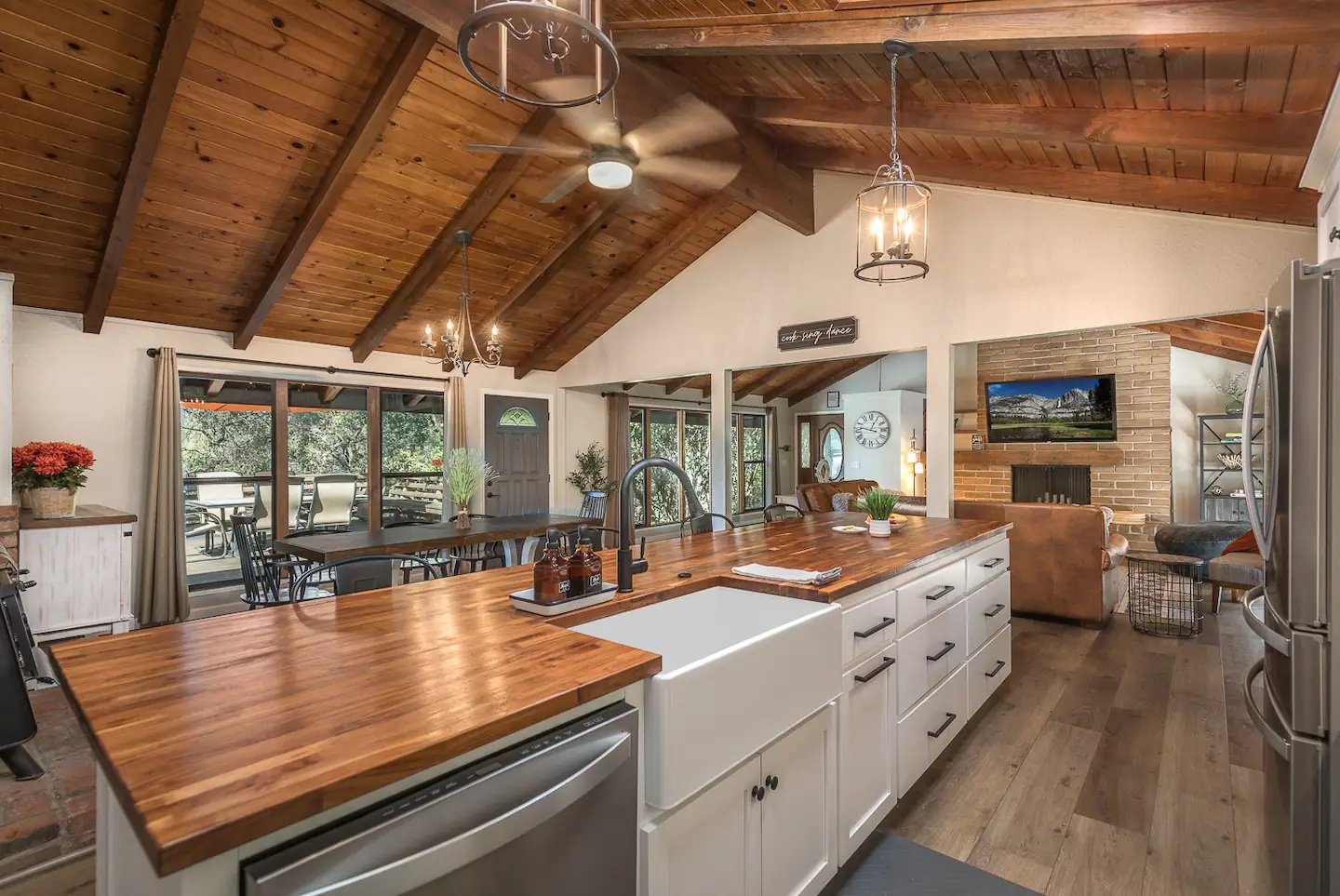 Mariposa Vacation Rental