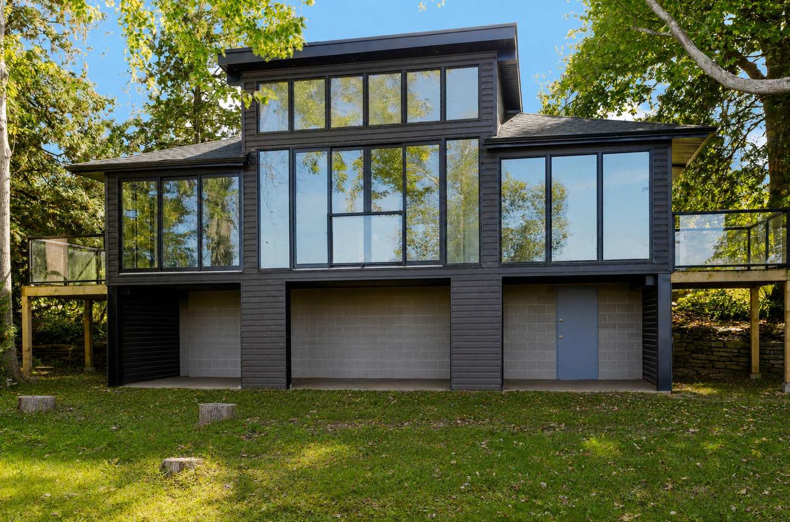 Lakefield Vacation Rental