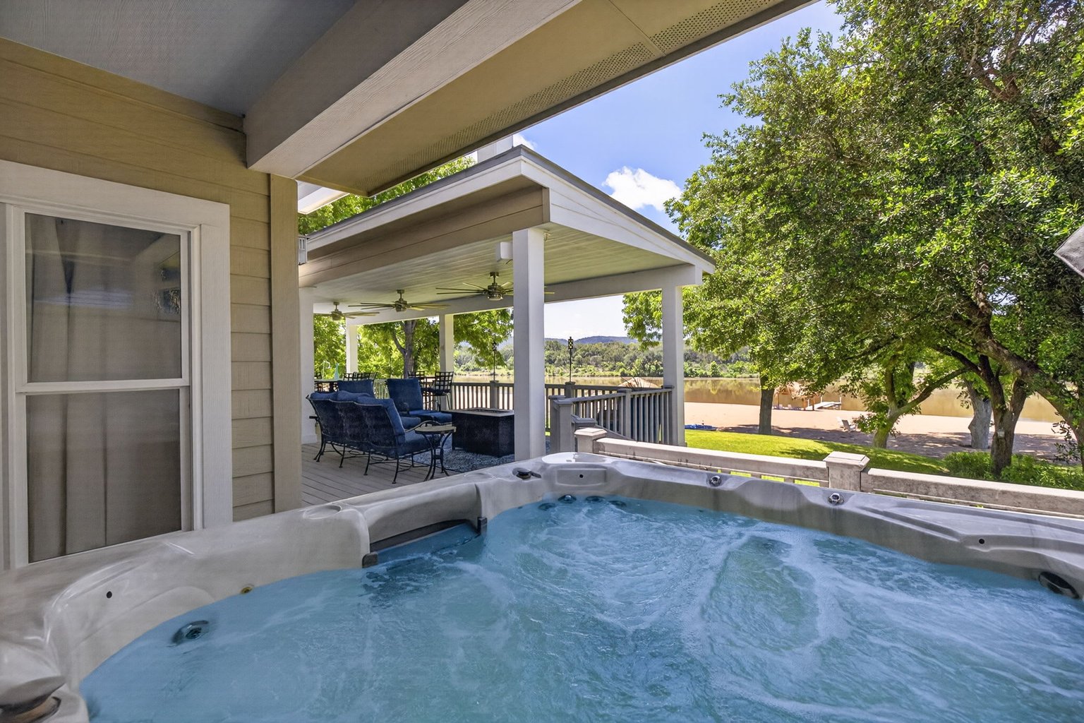 Kingsland Vacation Rental