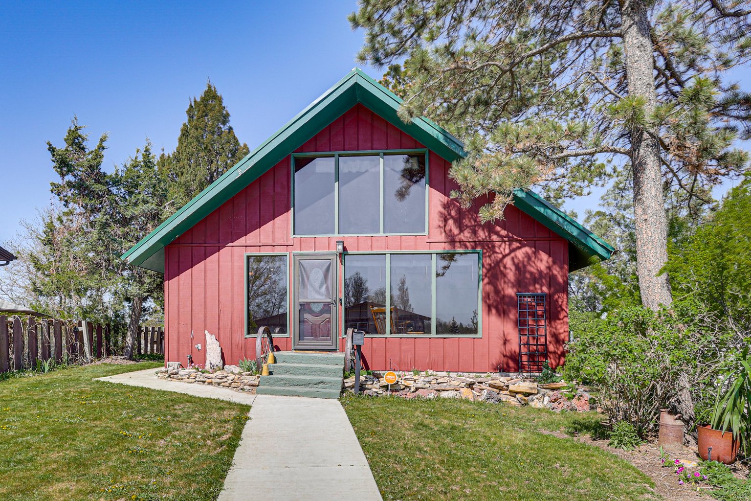Dickinson Vacation Rental