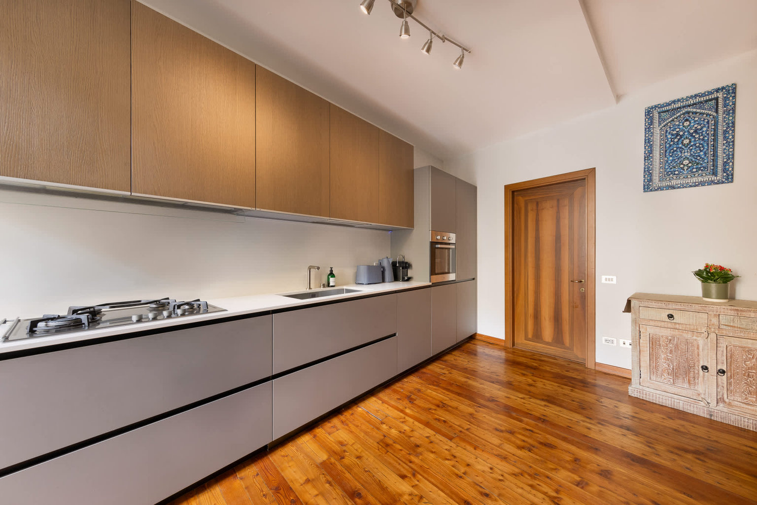Lesa Vacation Rental
