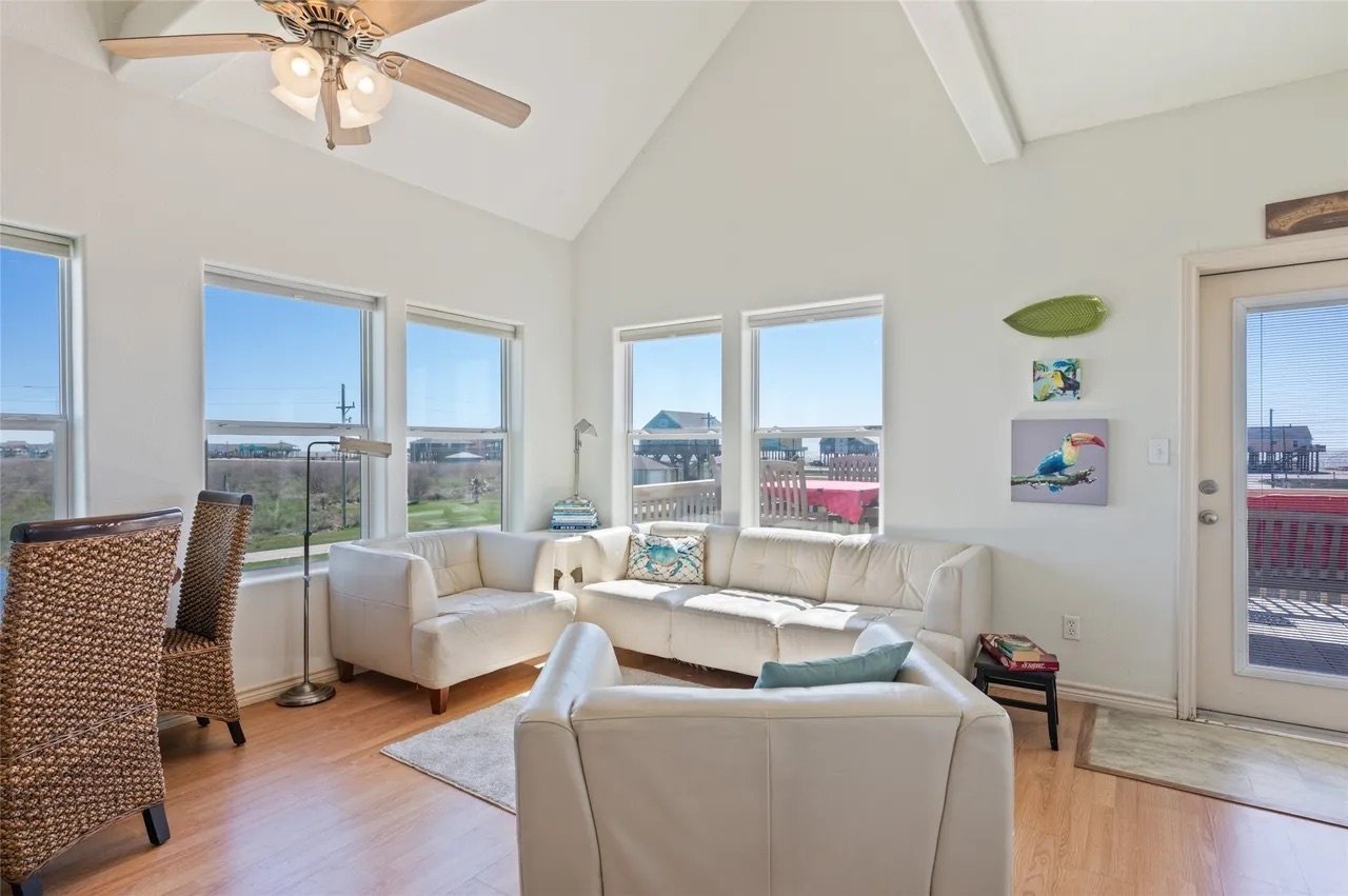 Gilchrist Vacation Rental